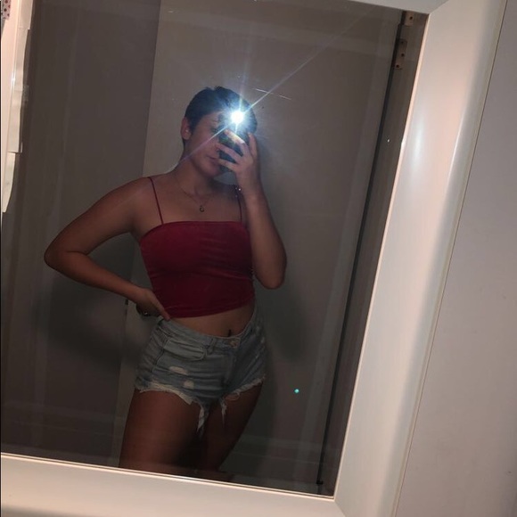 Red velvet cropped tank top! - Picture 1 of 4